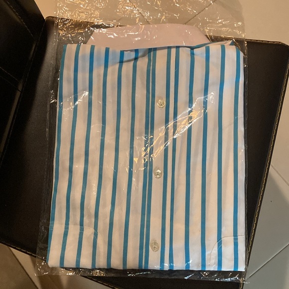 Custom made button down vintage shirt - Picture 2 of 2